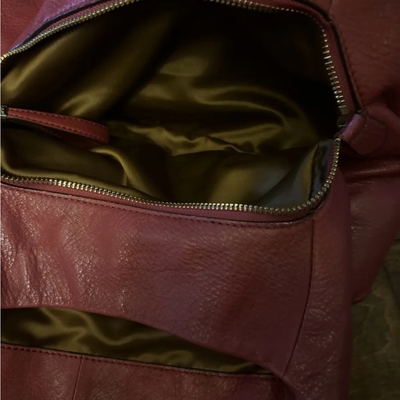 Coach Medium Handbag in Perfect Condition - Picture 6 of 8